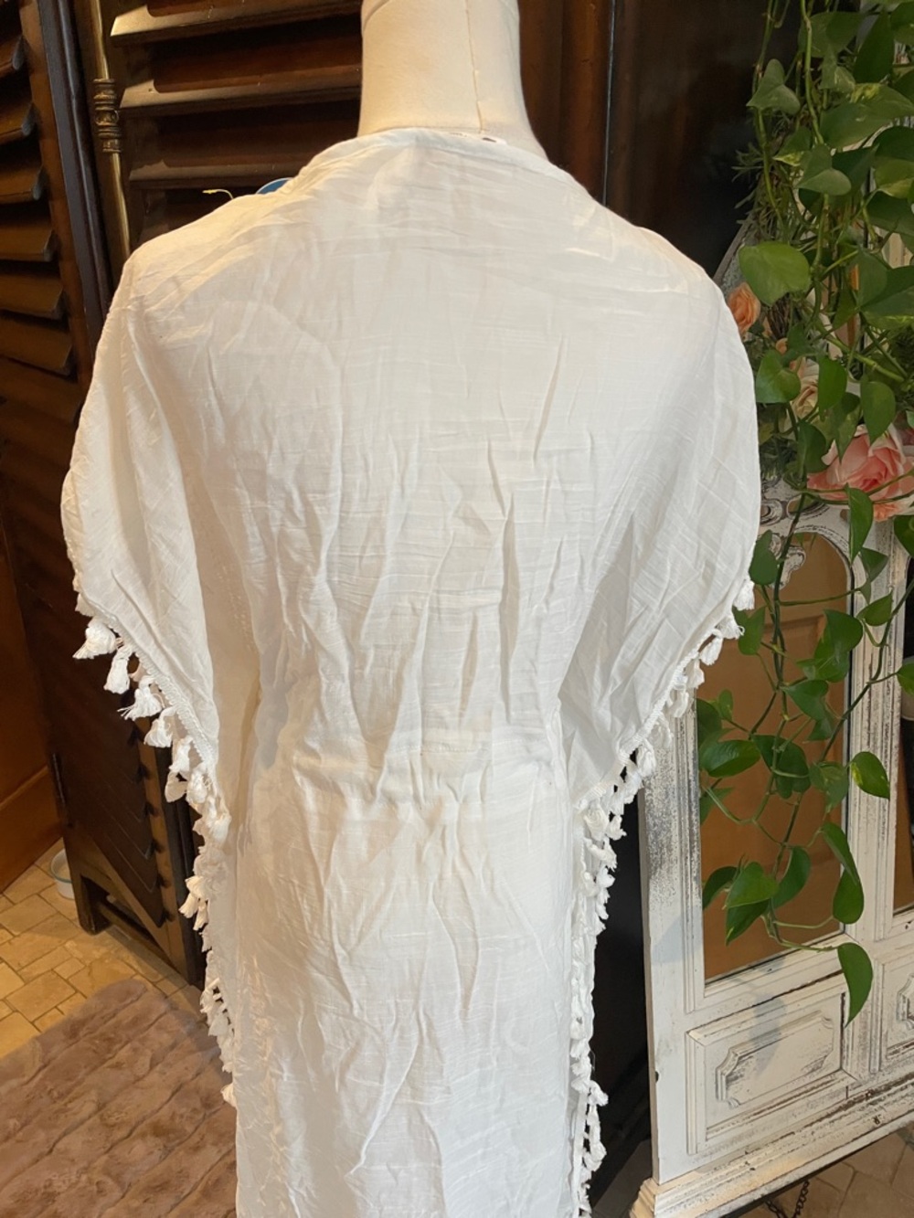 Cupshe White Tassel-Trim Belted Midi Swim Cover-Up Kaftan Small NWT - Picture 9 of 9